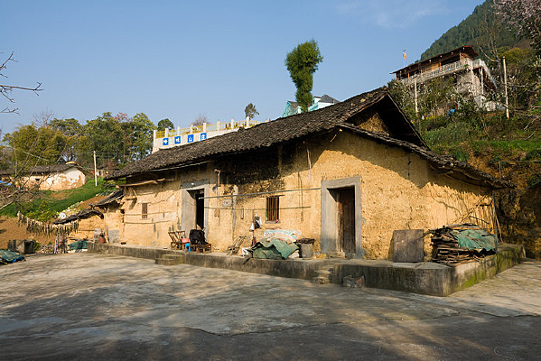 zhongguozhongxibuzhongqingwushannongcuntufang10802265jpg400