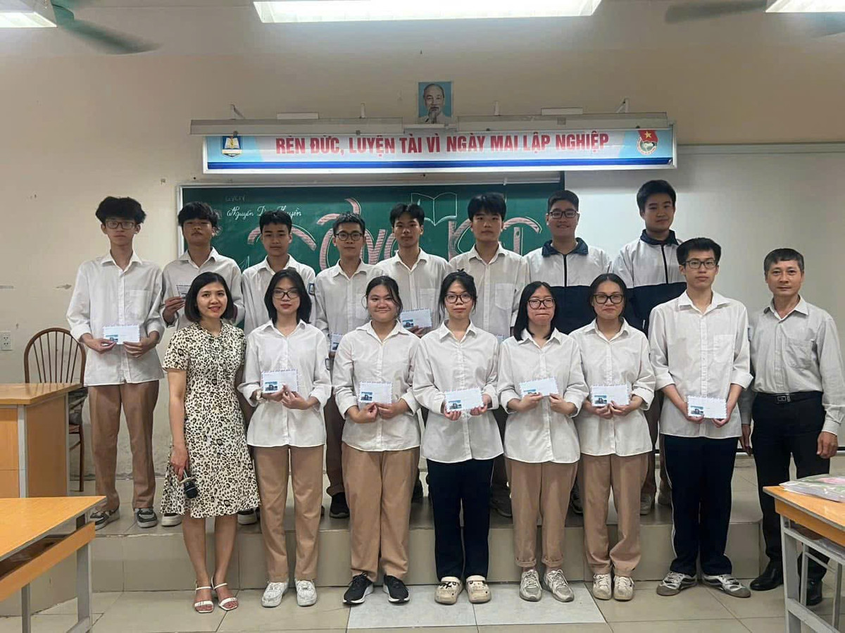 z6809818512148 e96c9ae08dfea024a1c8adb5ca56a26b