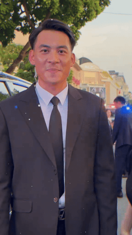 ezgif 26320ae24065f0