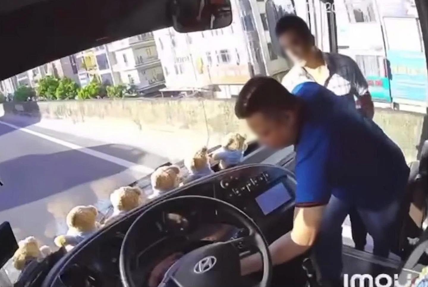 52757286112605515394159162983182475304342375n