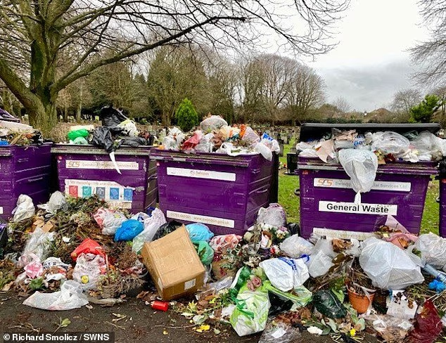79611661 15033053 thebinsatwhitworthroadcemeteryswindonwereleftoverflowin a 351756151244386