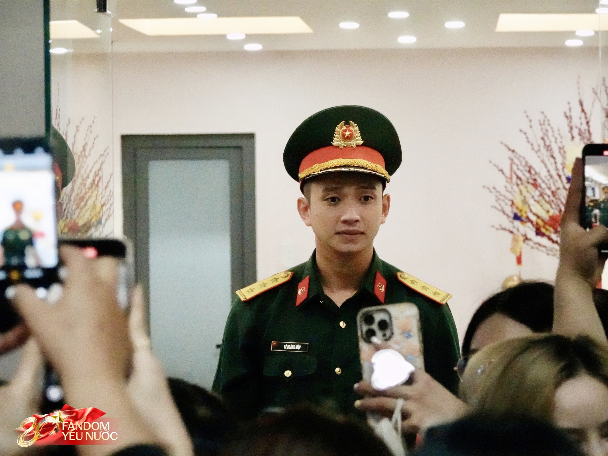 img9719ai1 1757056973361 1757056973661808499178