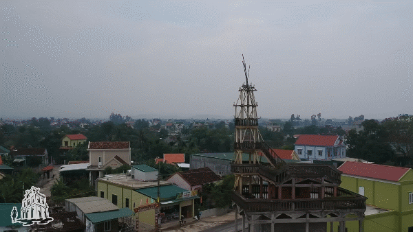 ngoi nha ky quai xay 10 nam trong dem cua di nhan nghe an