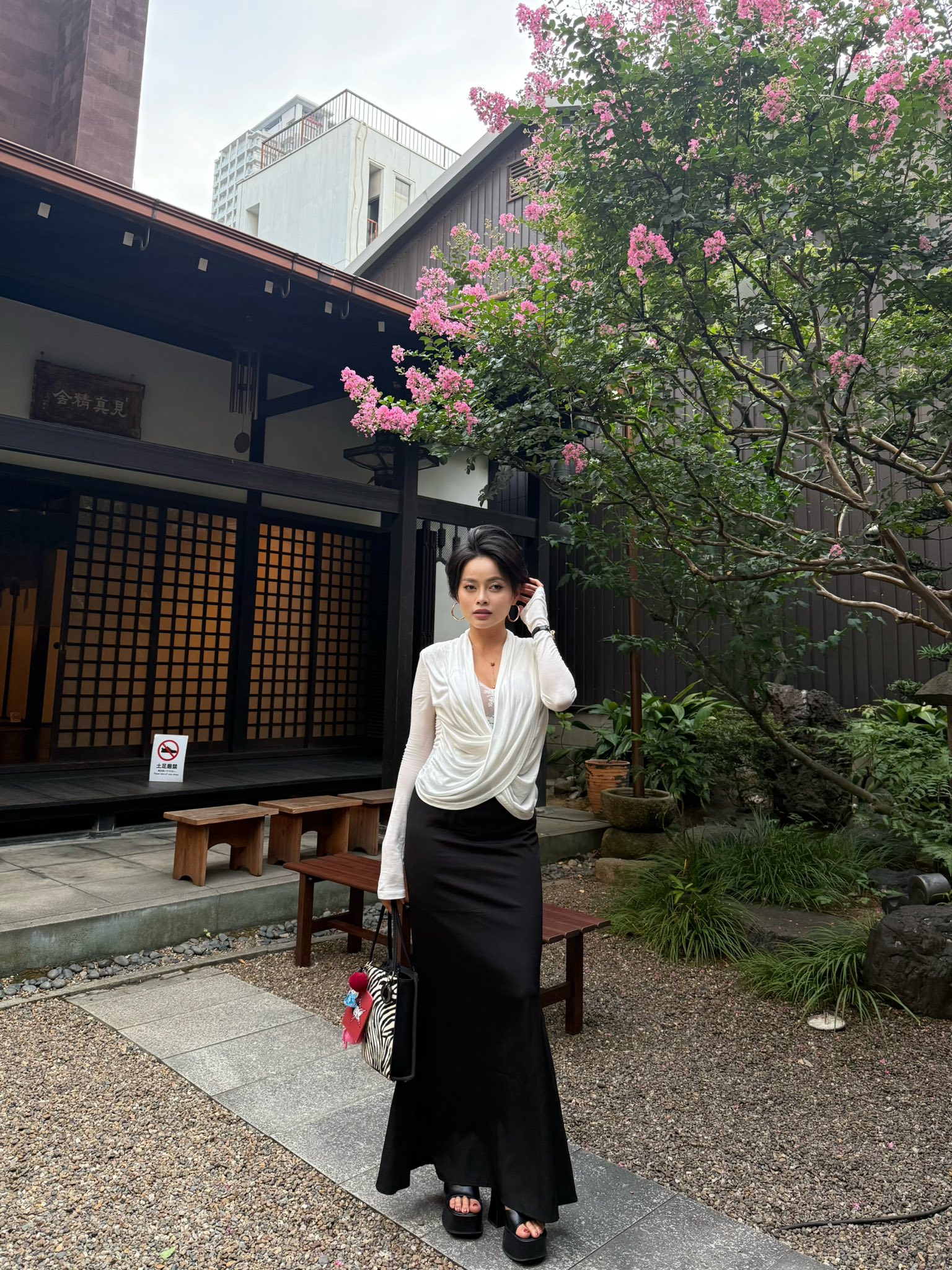 53730910910711882752232769213469763149053307n