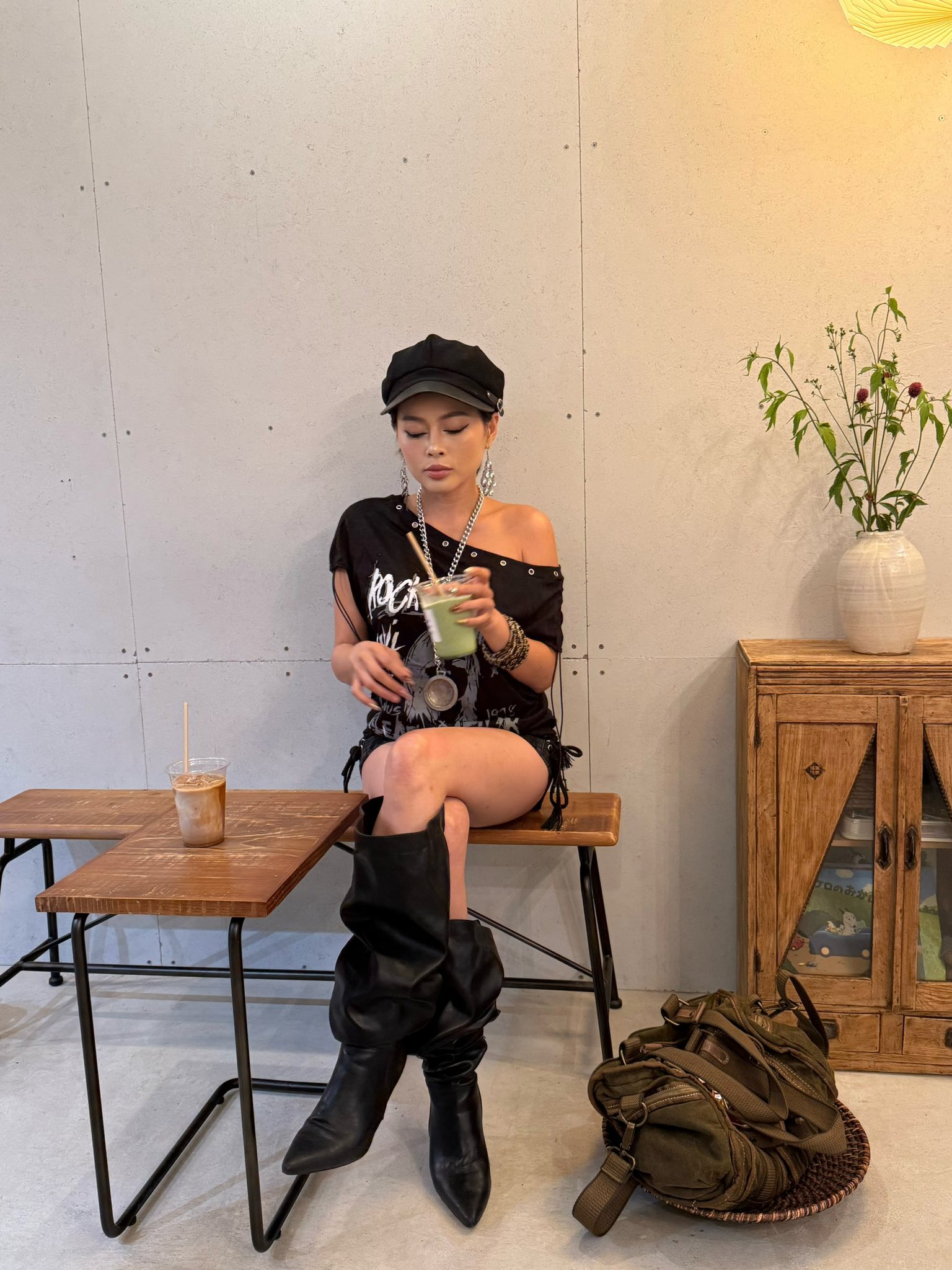 55598051610998423823578657094747066310086648n