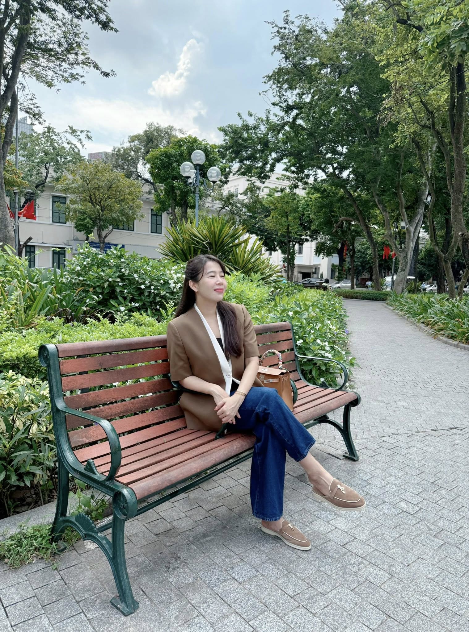 55125447010240425881608949566753039338298894n