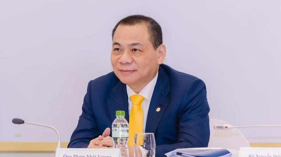 gan 450 trieu co phieu vingroup da roi tai khoan ca nhan cua ty phu pham nhat vuong di toi nhung dau685763548ed16