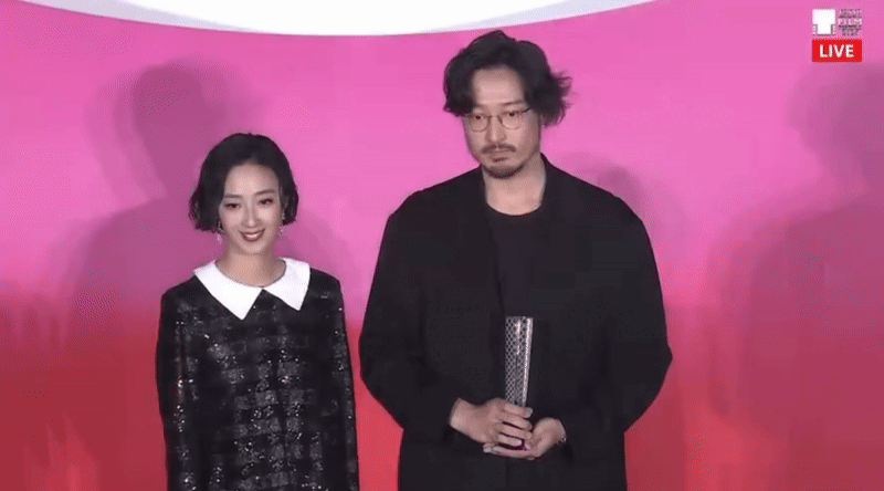 ezgif 52ee2a6b4912e7