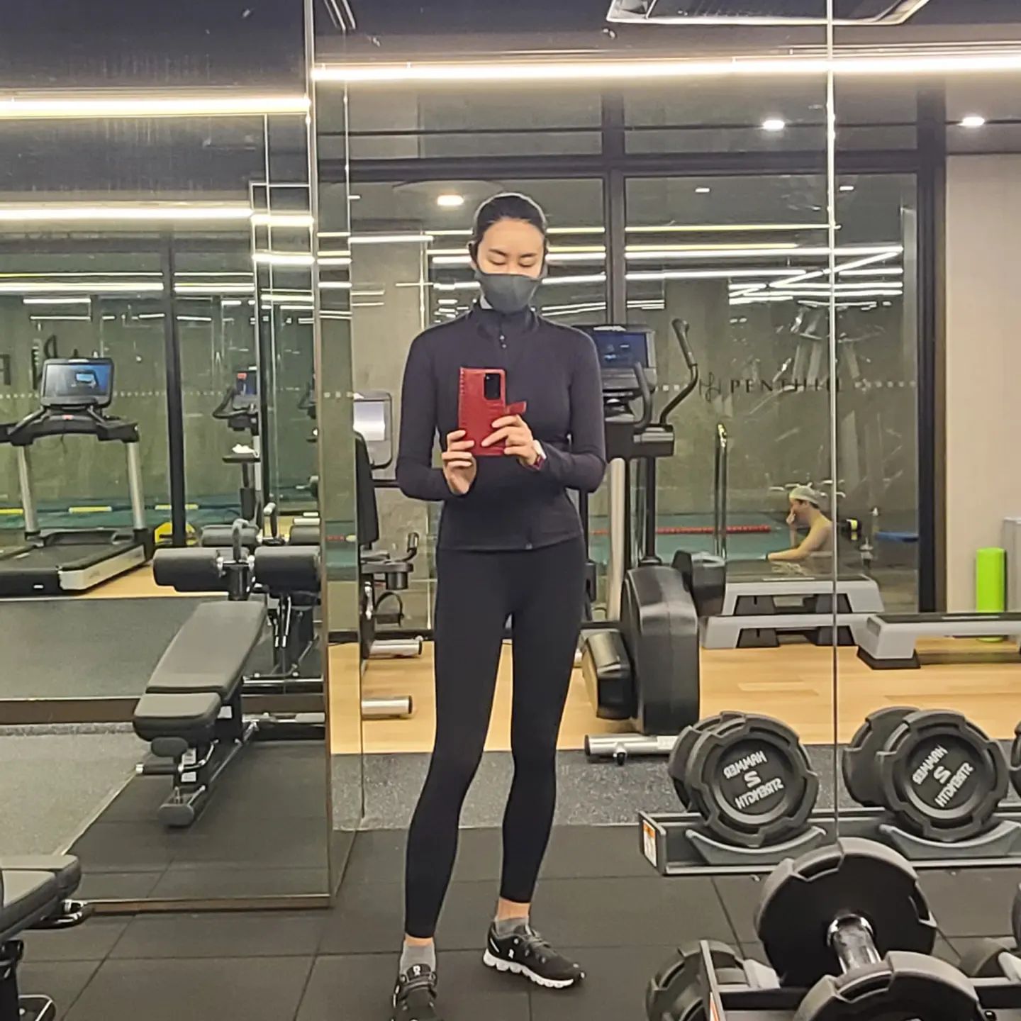 48221668326642837437632292405950422035652310n