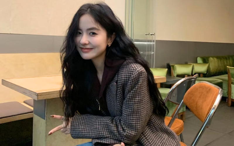 ava 2025 11 09t124001258