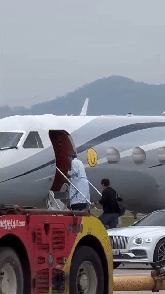 ezgif 51b306d43c865591