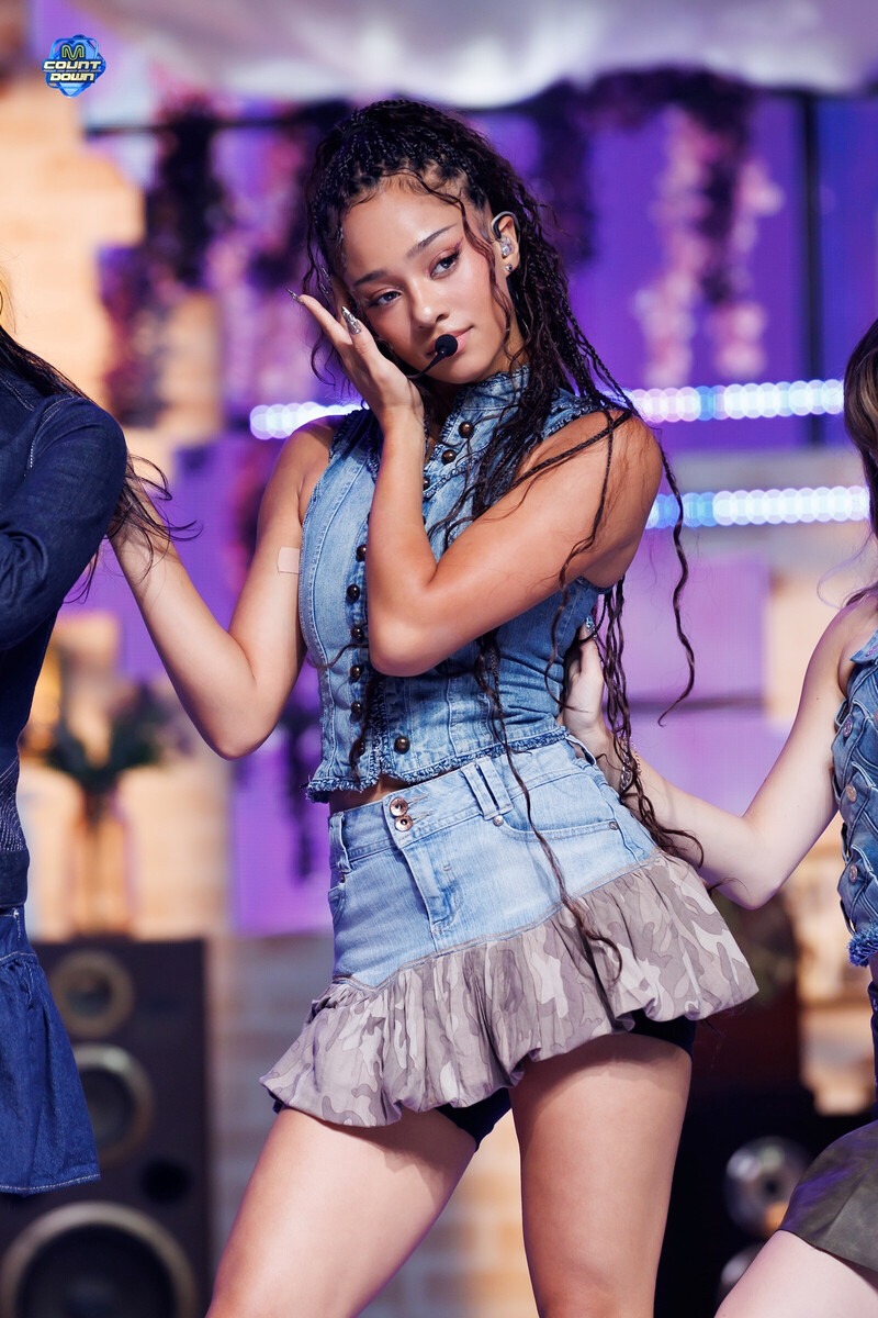 240912 katseye manon debut touch