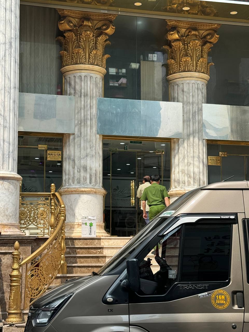 photo2025 11 1310 52 13