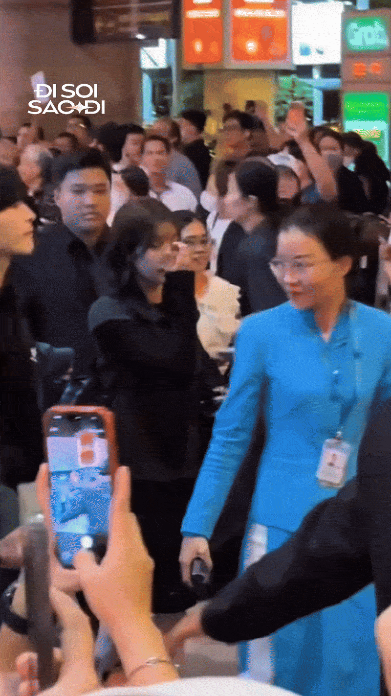 ezgif 89561bdfcd243497