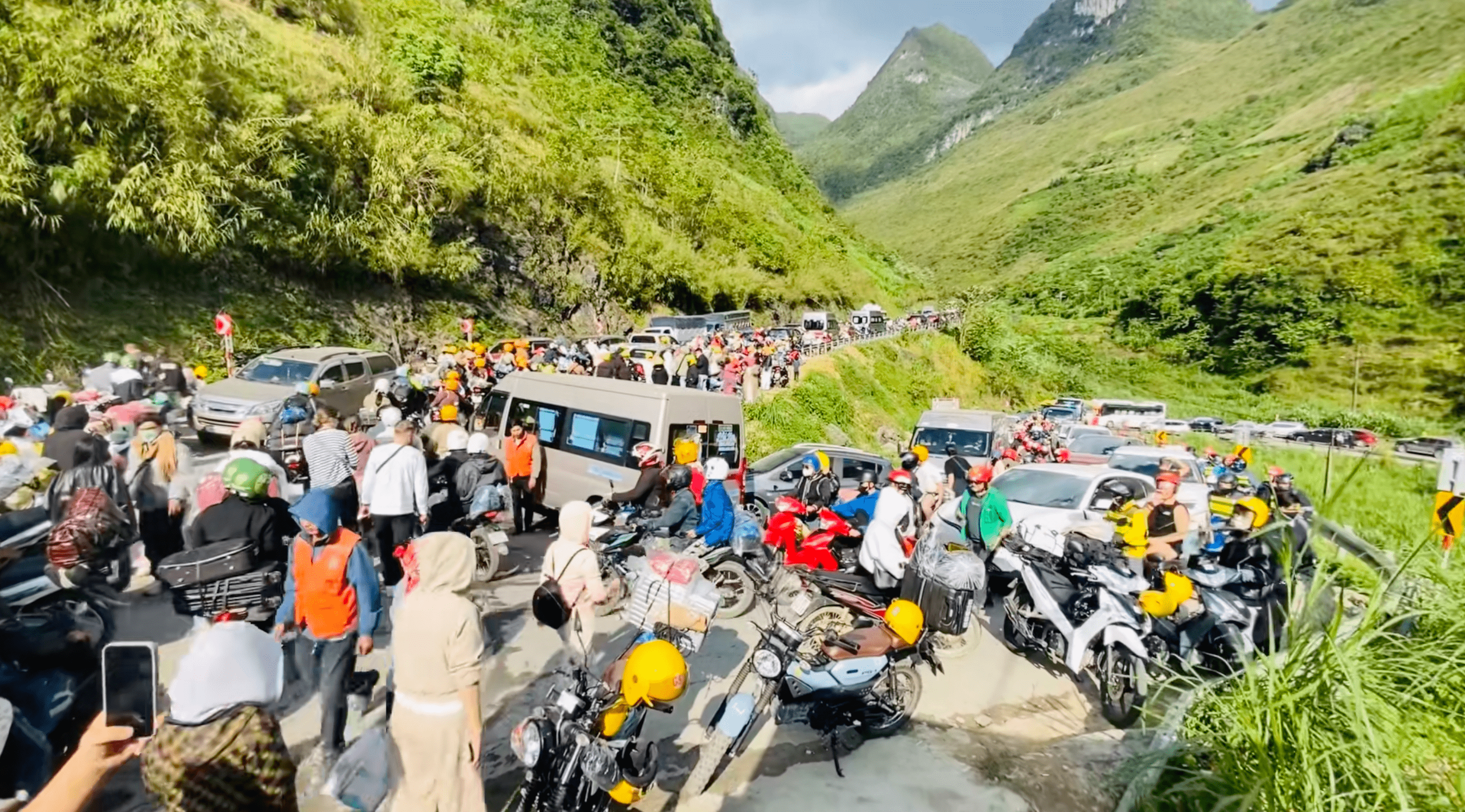 screenshot 2025 11 15 at 124750 min