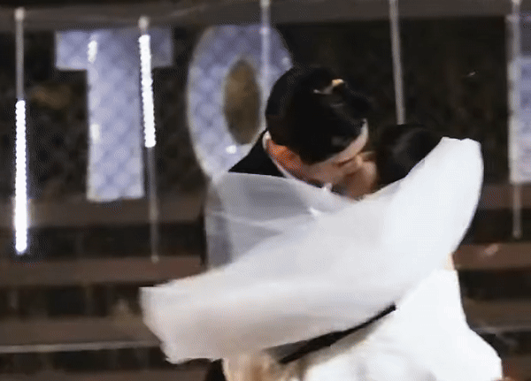 awwhutrngngtxucainhivivhnhtthinphimthintibngihmquaonphimcngchnhthcngmyxemthm ezgifcom crop