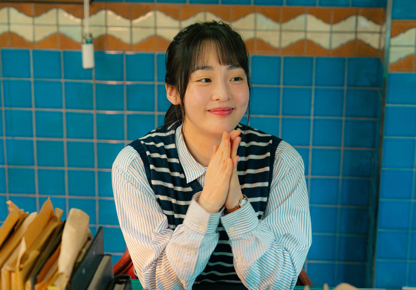 b120243344photogroup1762998372044