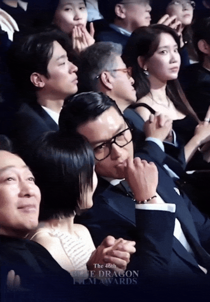 ezgif 452bff8699c61faa