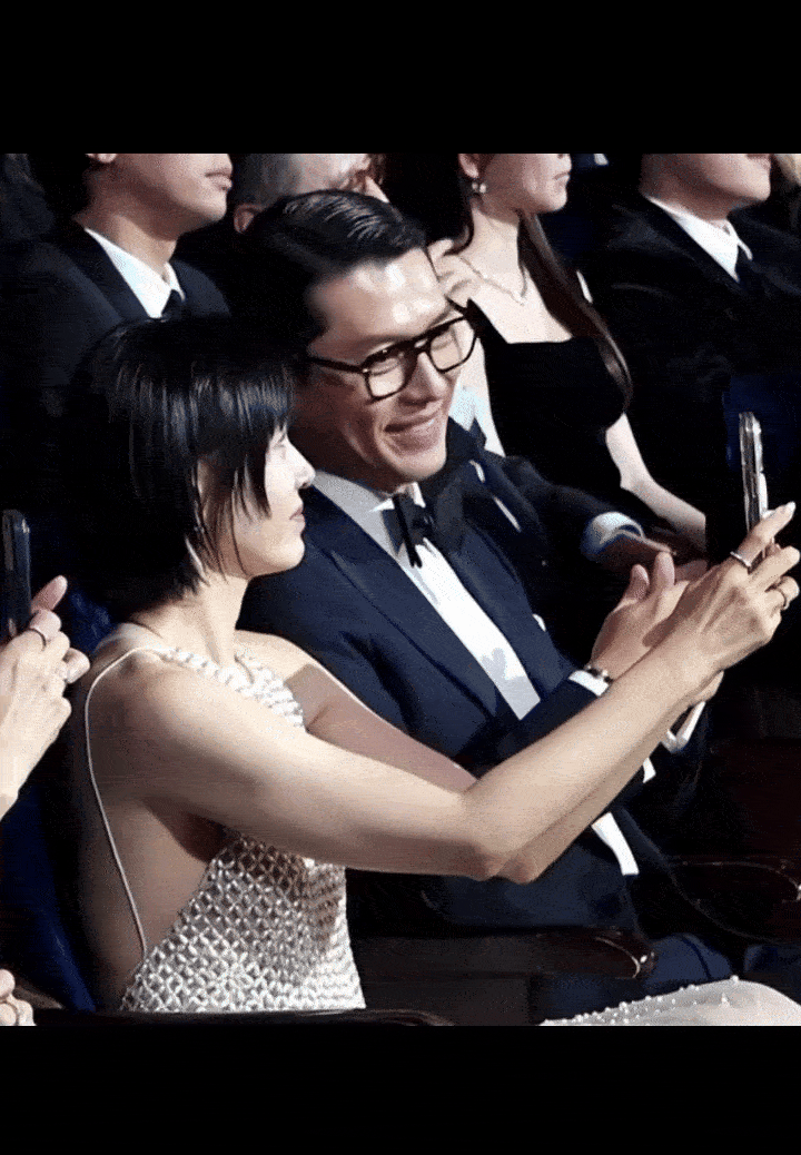 ezgif 4a94fa0ed410c70f