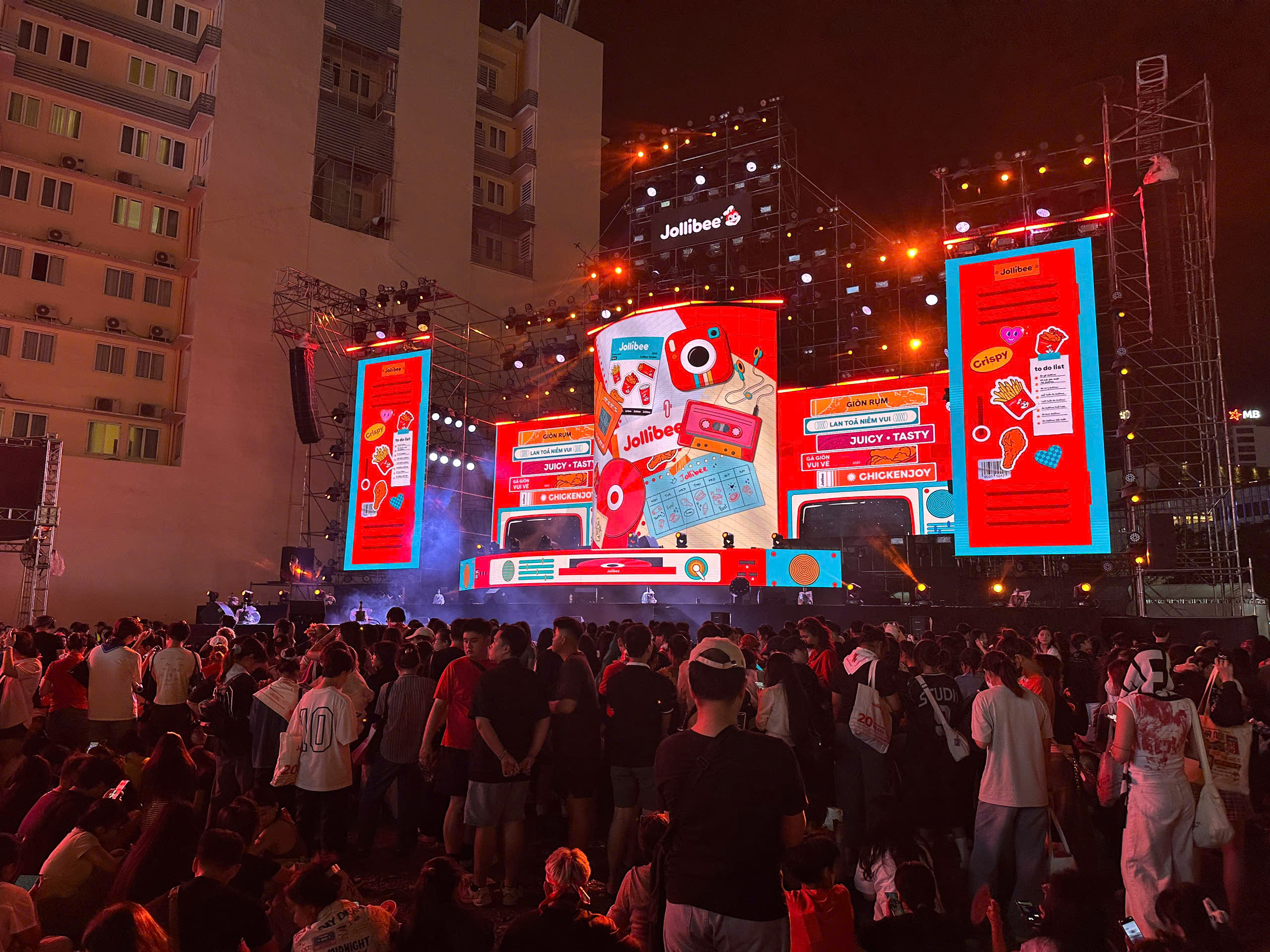 z7251756839435d217c824f3c5b39757f4cbb5460a830e