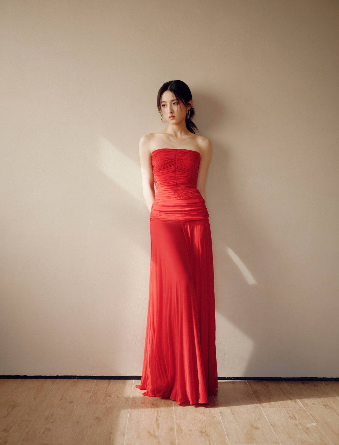 4941790071256002222888269300460968738932326n