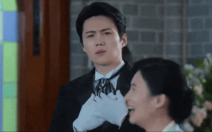 ezgif 8d0929ea2485232c