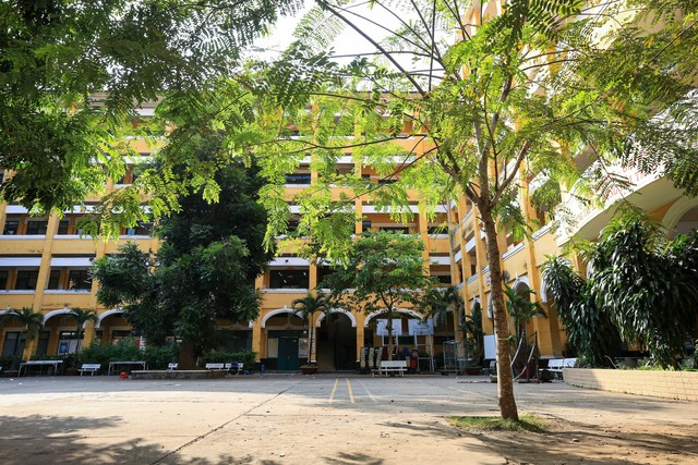 photo 6 17156952918421693571865