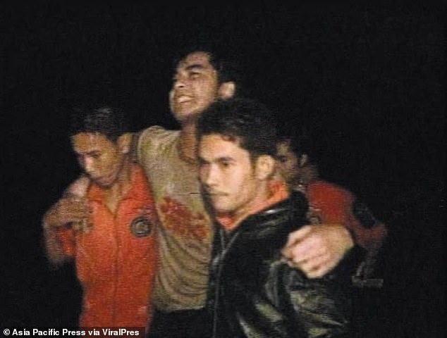 99337953 14809323 image a 10217 1749913526267 1749913526936233254260