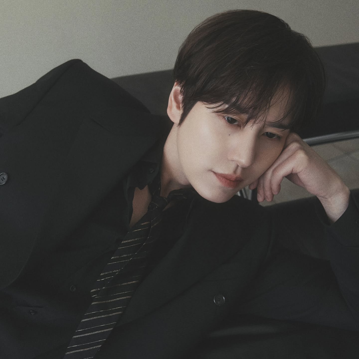 kyuhyunofficial4665977135856149741043907384650185136981722n