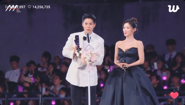 ezgif 73bd7ed742530cee