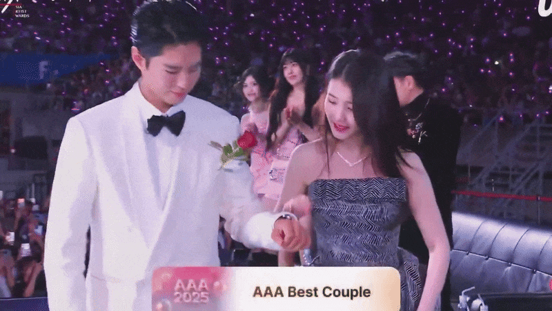 ezgif 7abbf74f51fc3514