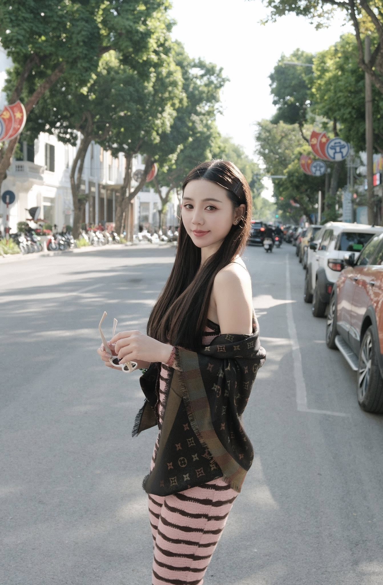 58716845512516252769972451066648601406098968n