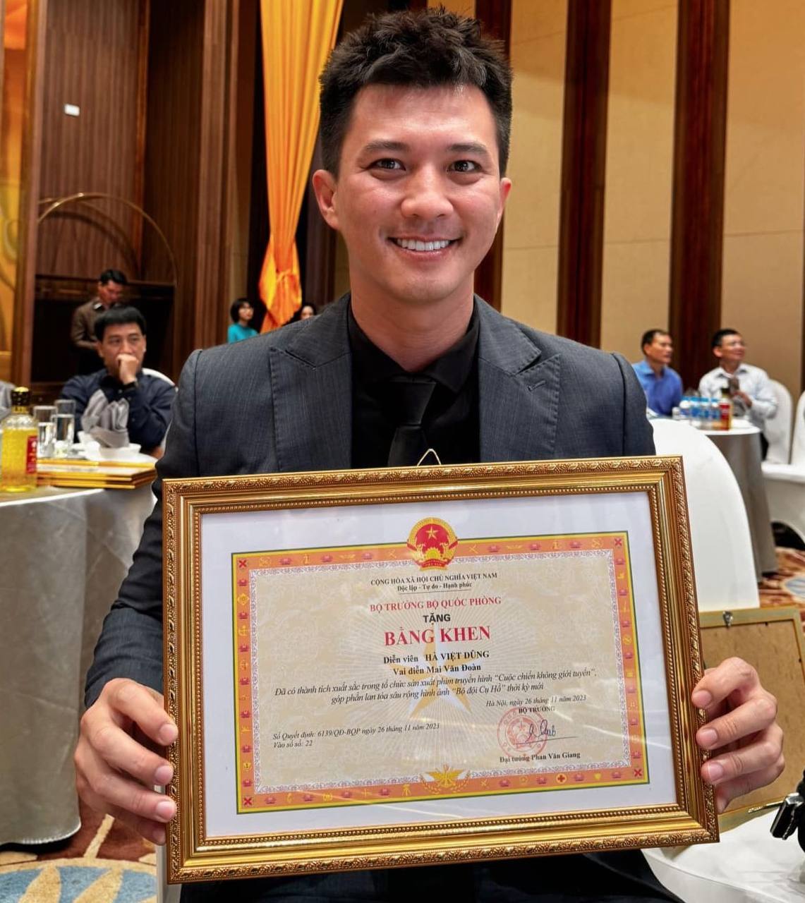 photo2025 12 0811 01 07