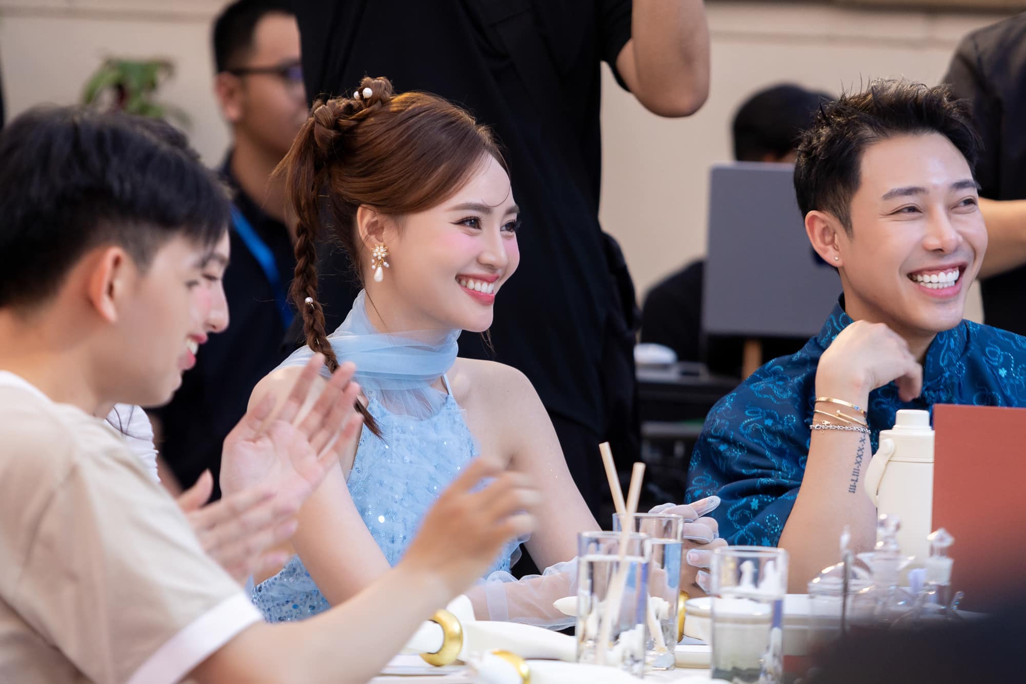 48487080412077680840499006198315674976500427n