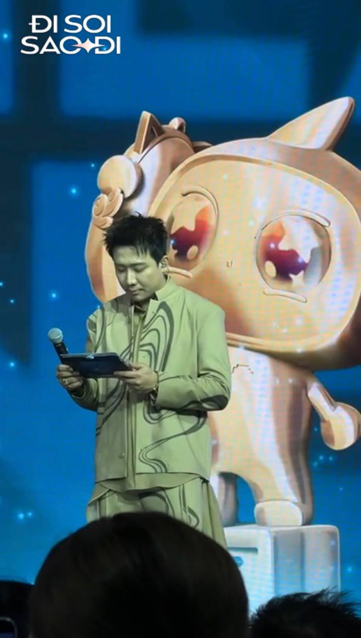 photo2025 12 1401 12 36