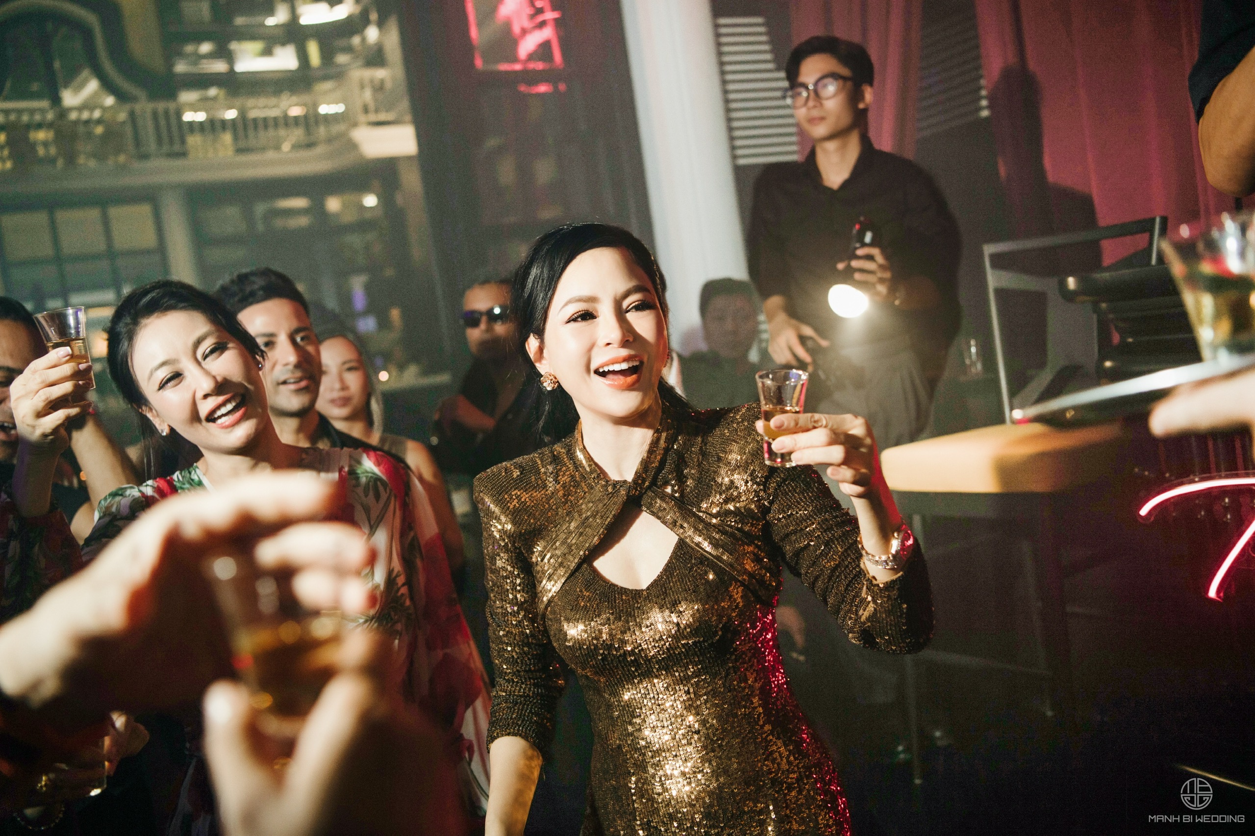 84377b4ccb8ea207e3b97932fe51d708