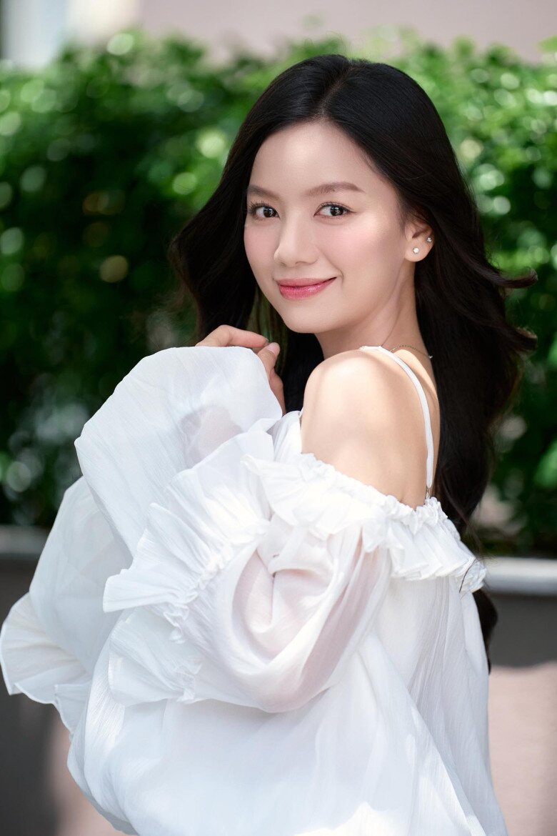 le ha anh nu chinh phim mua do