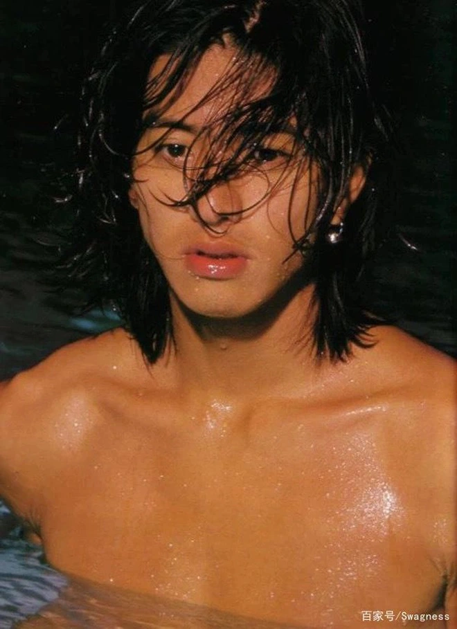 photo 27 16999571873731836119551