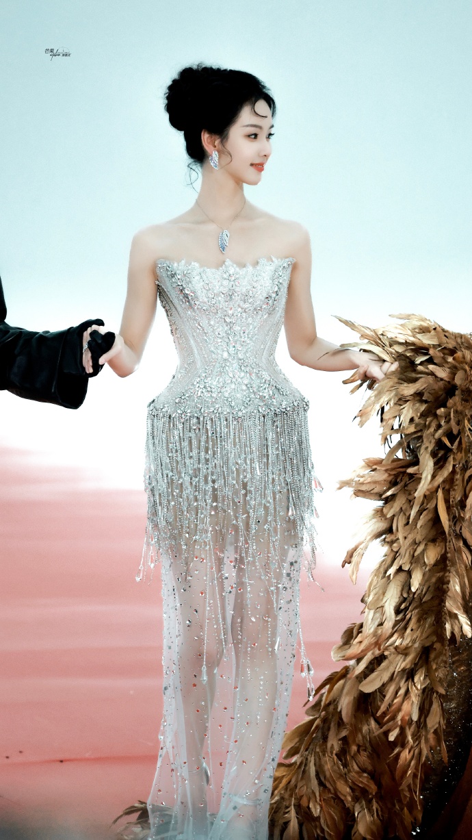 007jnh7mgy1i8ikbtrbhqj32hv4fse87 1