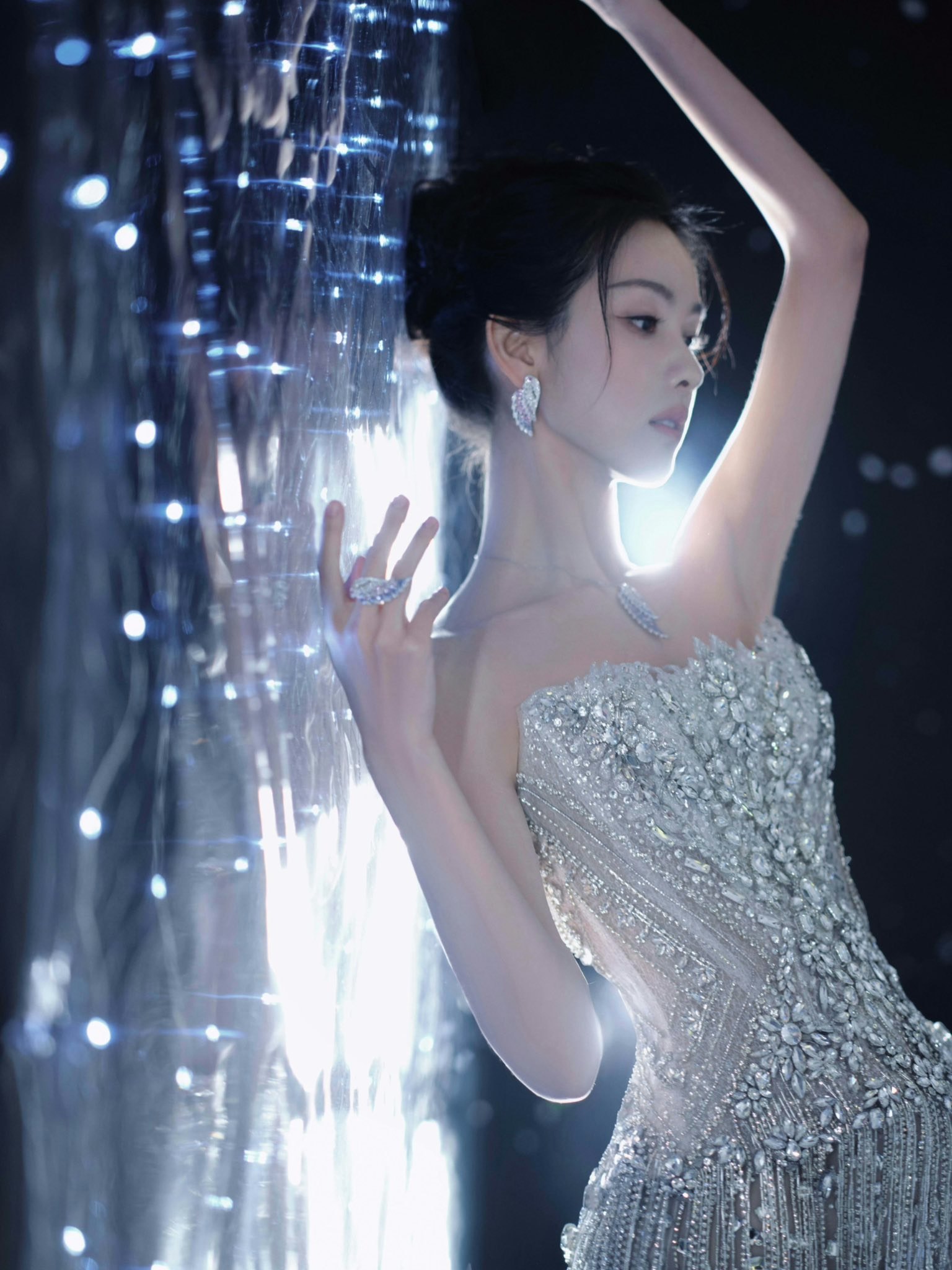 6037842958930043899173916222410535053851826n