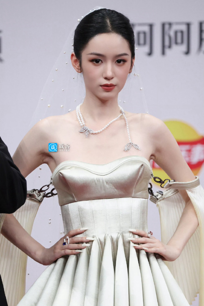 6943921agy1i8ijqpbgihj21jk2bb4lu