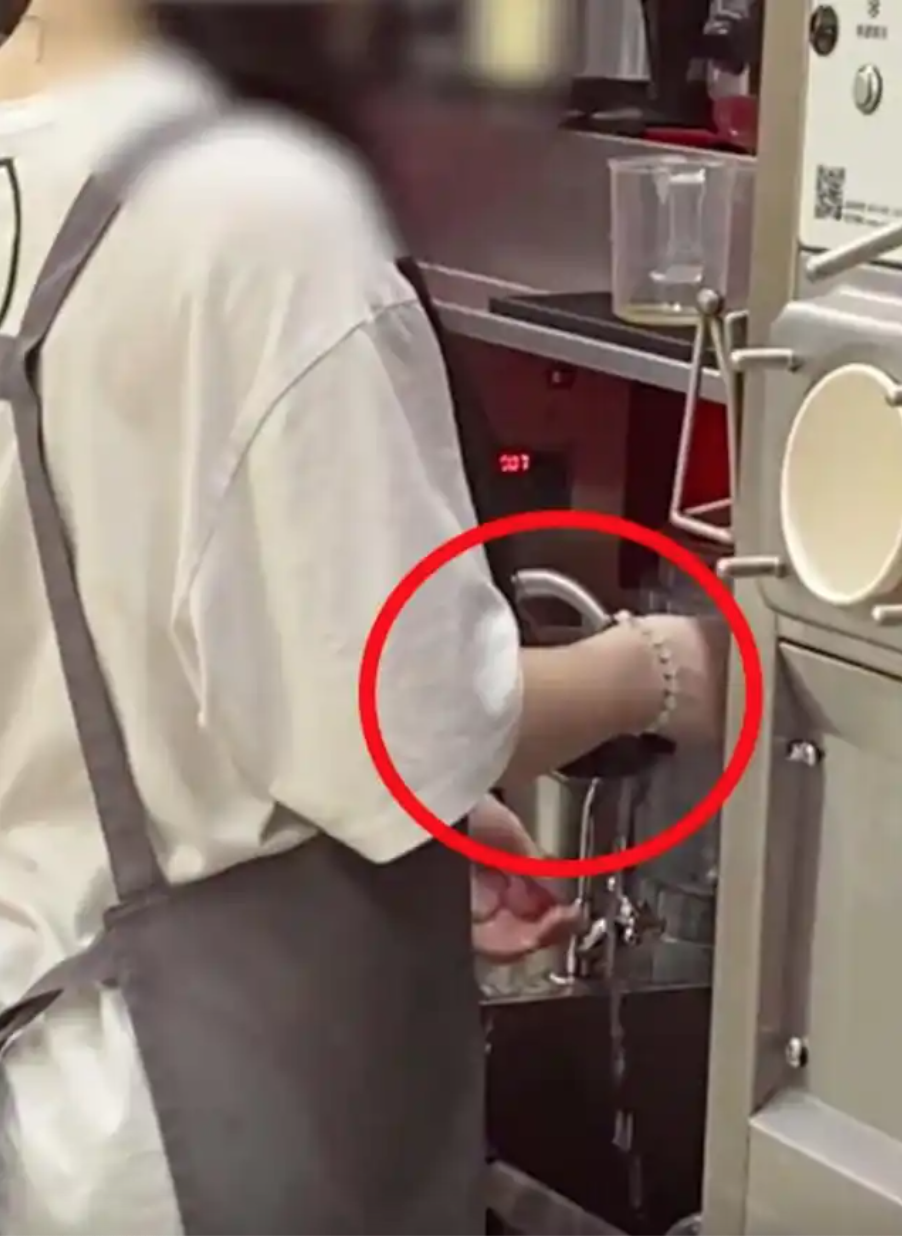 screen shot 2025 12 22 at 161353