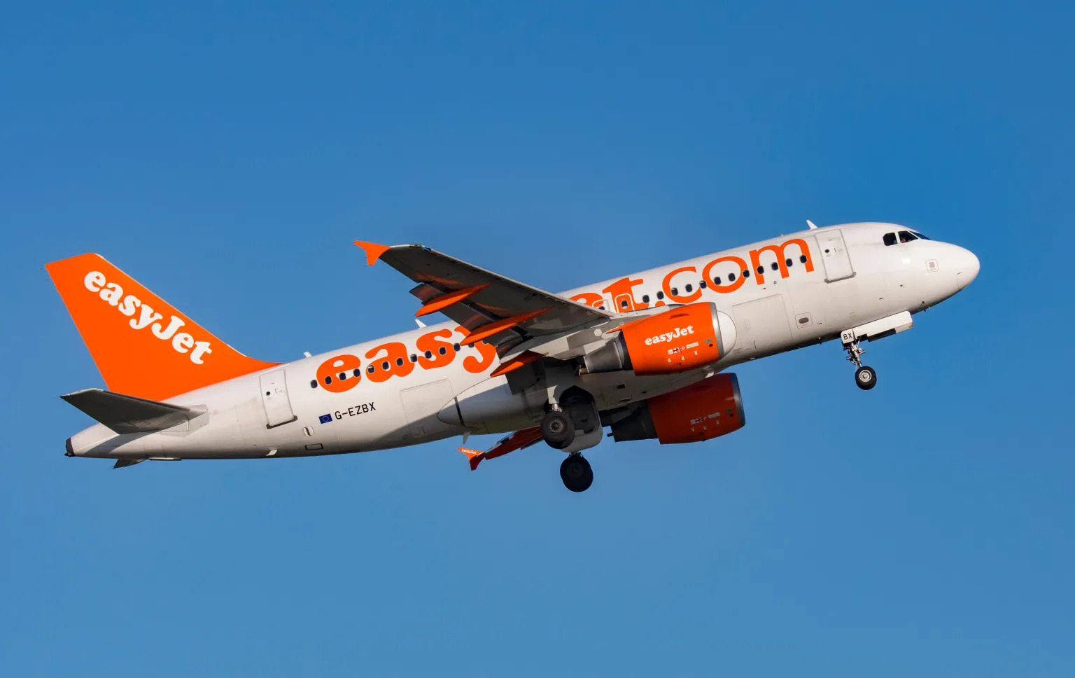 a319 practice circuits newquay airport 1020977315