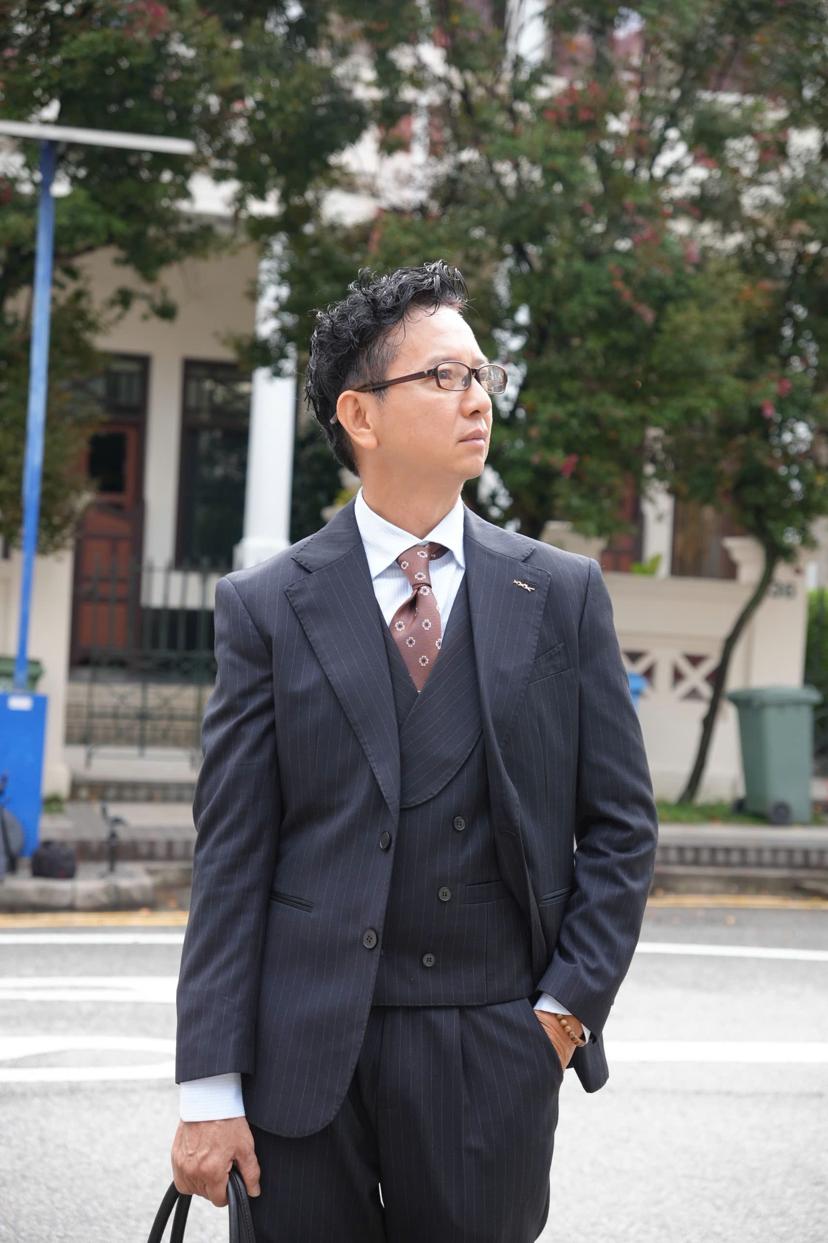 z73930861097589f5780899b54fa8601bbd5e831c969e3