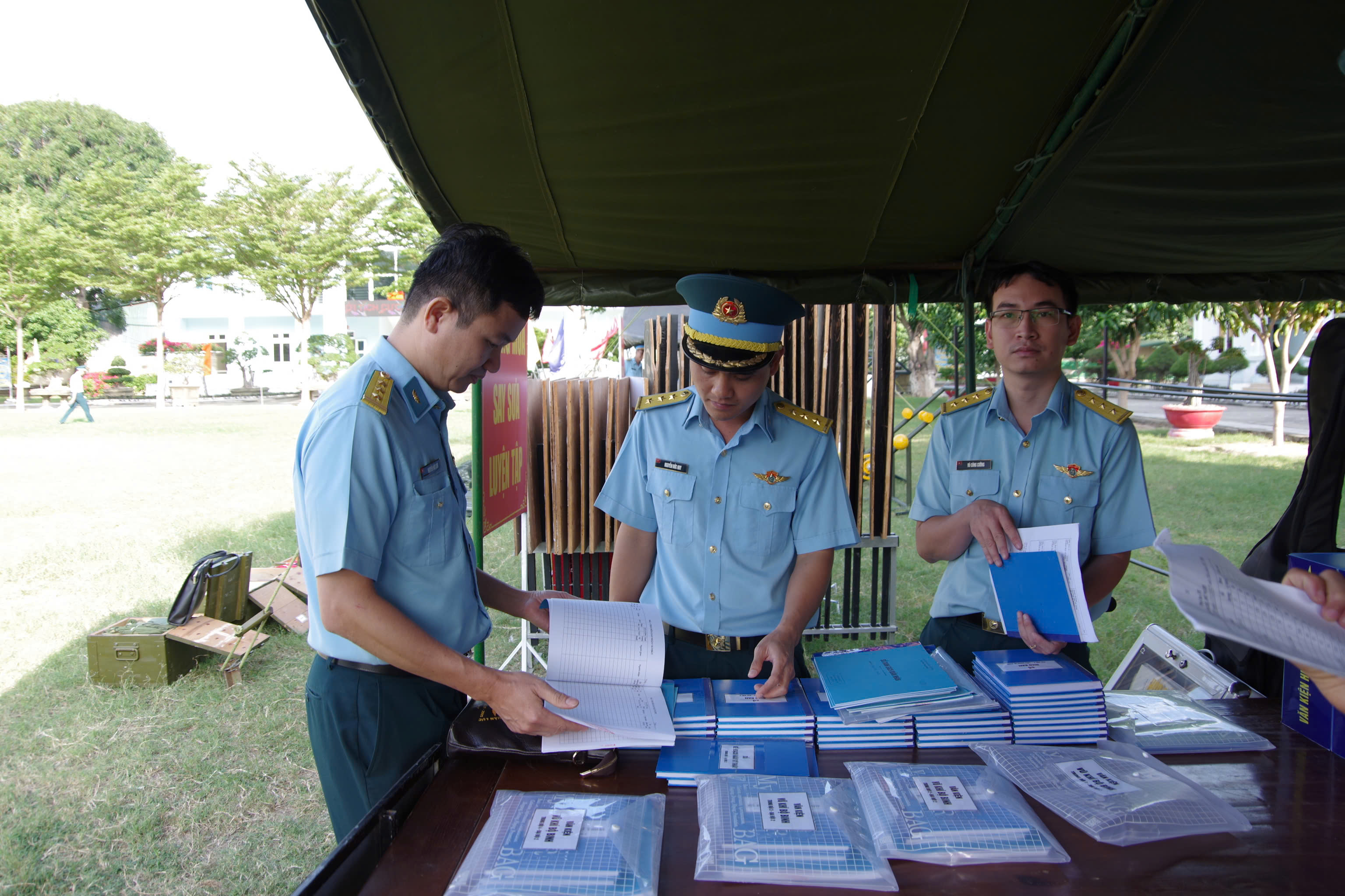 z7411204085206a5c3fe2c5a6e5bf3f32d641eae96e809