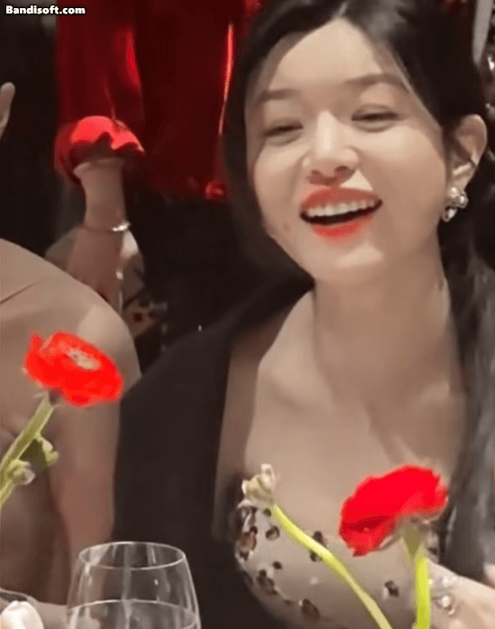 honeycam 2026 01 12 22 20 53