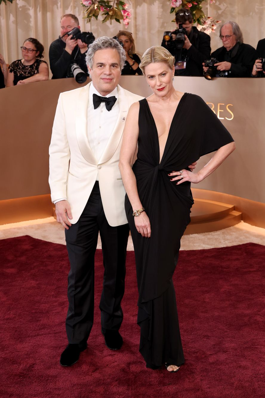 mark ruffalo and sunrise coigney monica schipper getty images