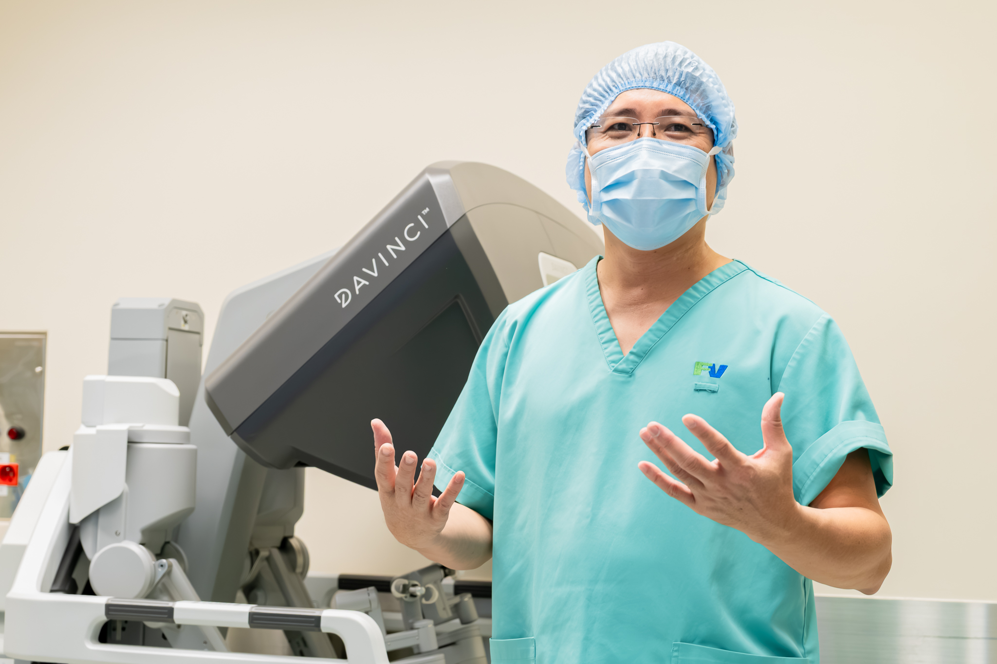 Ca đại phẫu &ldquo;gần như kh&ocirc;ng đau&rdquo; của bệnh nh&acirc;n ung thư phổi 72 tuổi nhờ robot Da Vinci Xi trị gi&aacute; 3 triệu USD- Ảnh 2.