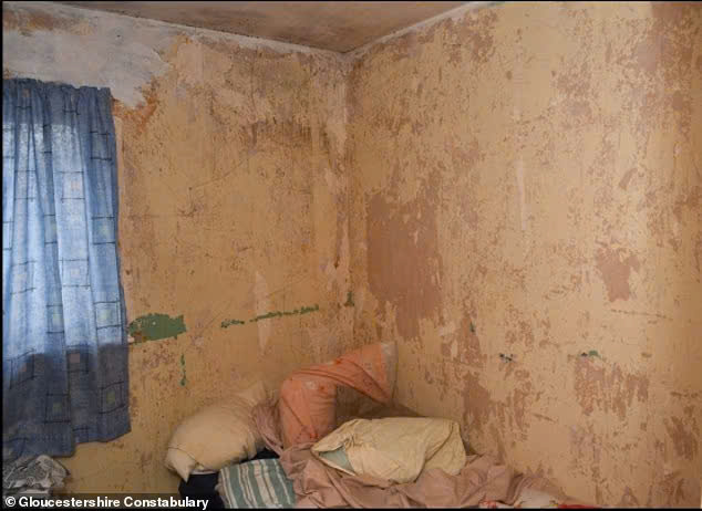 z74560213465556c3d416ca4c0aa2609e45e3713aa963c