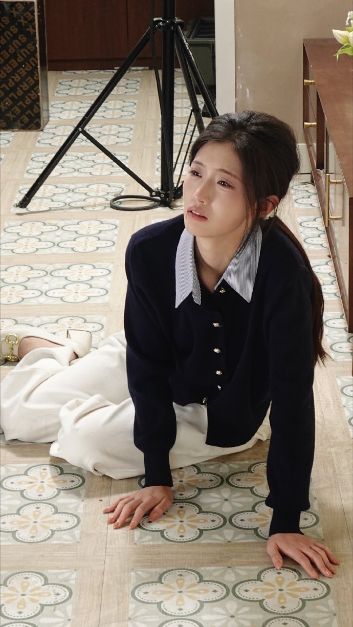 005otqntly1i9nykms4adj30u01hagto